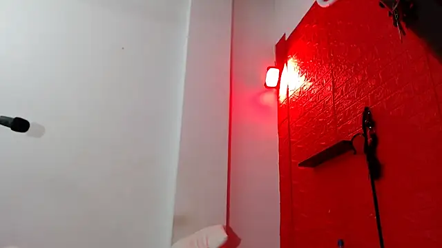 bdsmforever18 webcam