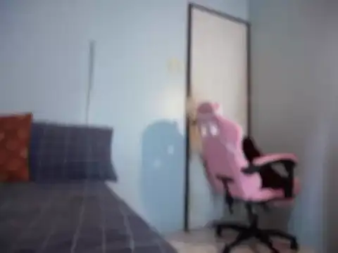 chanel_heart webcam