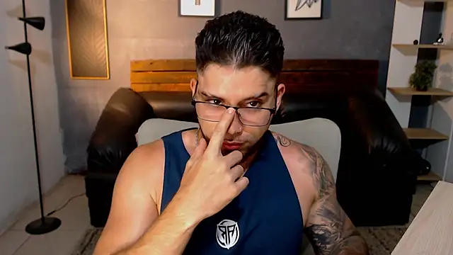 Mike_montoya01 webcam