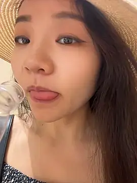 xiaochengzi505 webcam