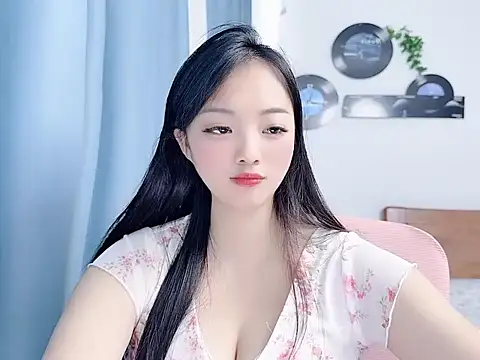 Winnie666999 webcam