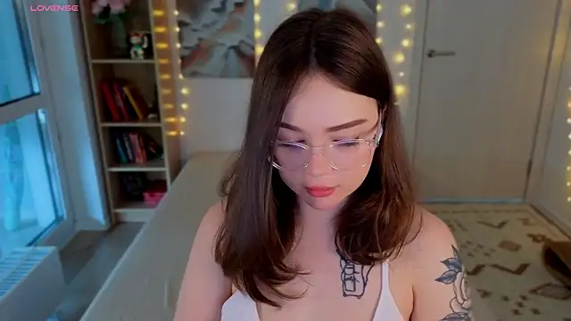 MilenaSaint webcam