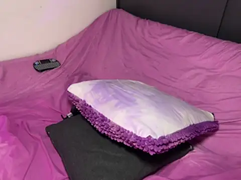 queenryan webcam