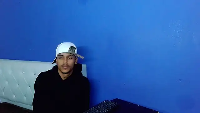 Angel_foxc13 webcam