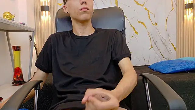 nikolay_gregori (Ask my age) - EXPLOTE MY CUM💦💦💦