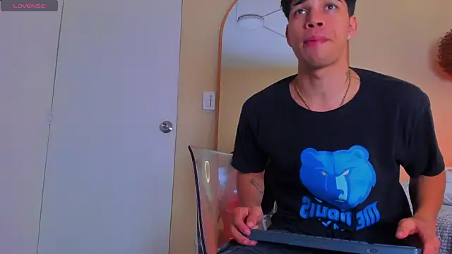 Benjamin_More webcam