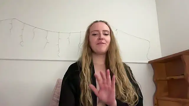 pattyworld69 (F young) - dildo fuck pussy
