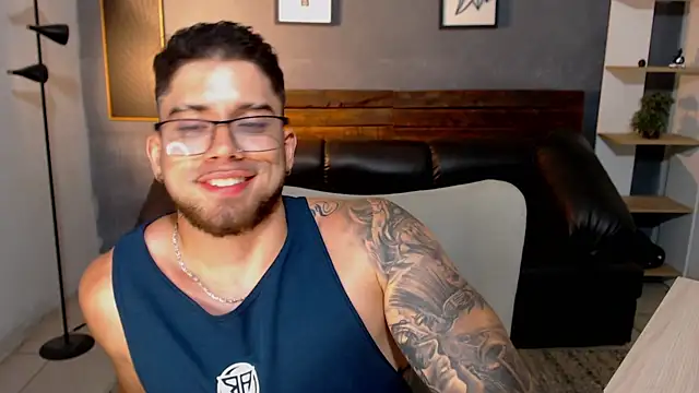 Mike_montoya01 webcam