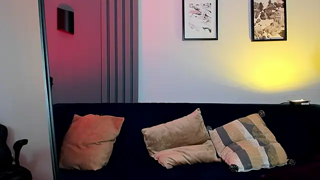 Dakhota_Rouge webcam