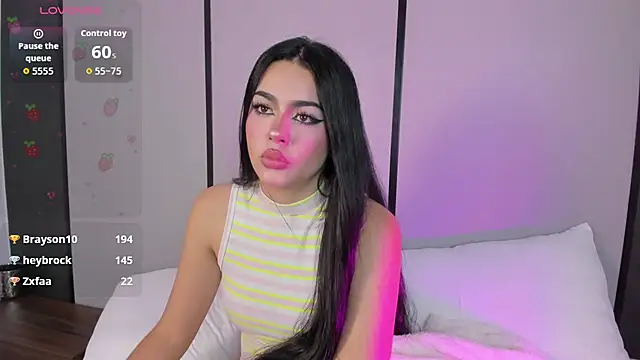 elara_bloom_ webcam