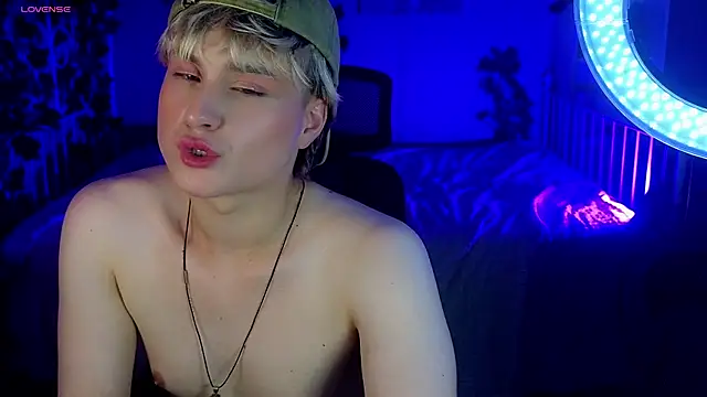 cumboydoll (Ask my age) - Jerk off dick&dildo at the same time