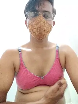 bottom_monty webcam