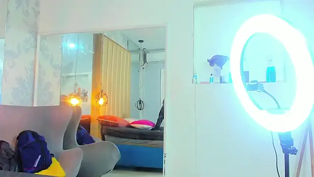 ScarletSweet_ webcam