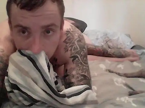 GayWelshCouple webcam