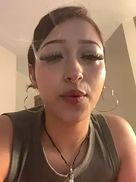 LilithMonetthe webcam