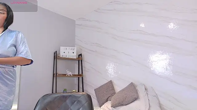 Bianca_gold webcam
