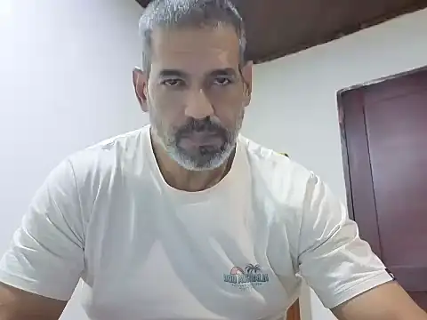 jackbigcock11 webcam
