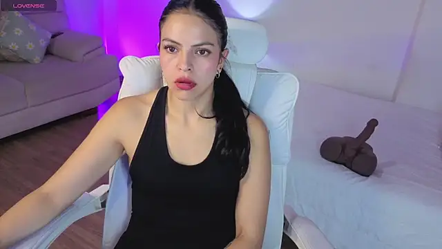 Eliie_Ruizz webcam