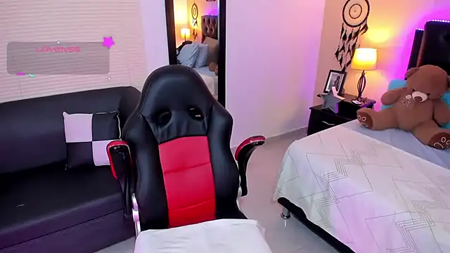 _EbonyGoddess webcam