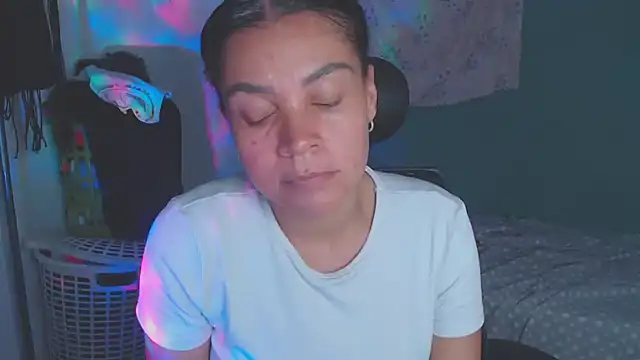 shayna_cute webcam