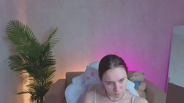 SweetieBlush webcam