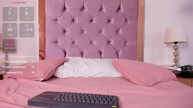 Kisha_Skye webcam