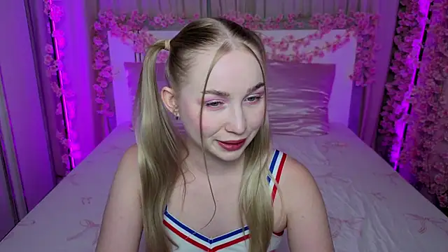 LilyStarlight webcam