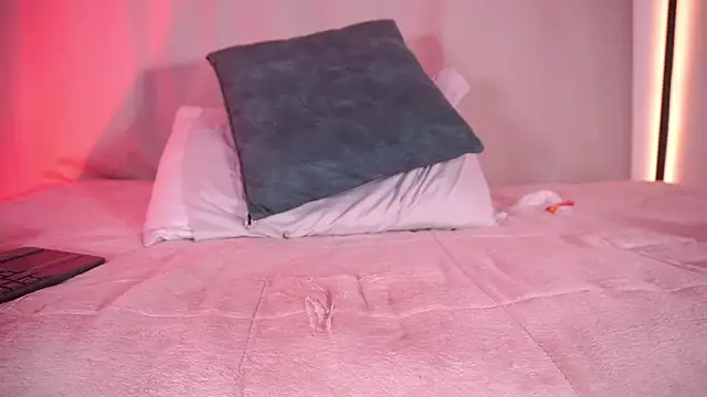 petitevictoria webcam
