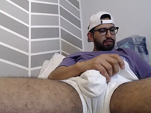 thomass1018 webcam