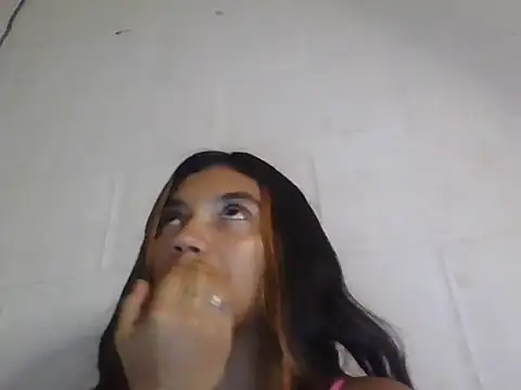 canelita0510 webcam