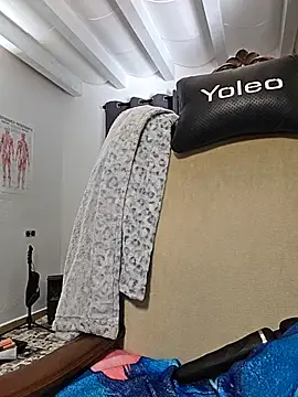 kylie_blck webcam