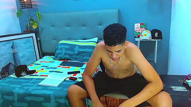 Lukaz_Caballero live sex cam