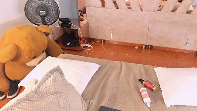 BellaBoobs_ webcam