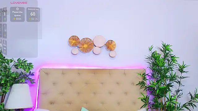 TemptingLuna_ webcam