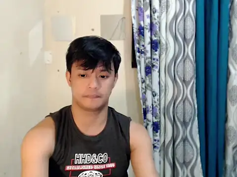 kingdomcum96 live sex cam