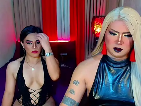 Wildest_Slave_Huntress webcam