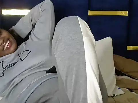 Squirt-quenn webcam