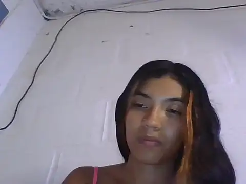 canelita0510 webcam