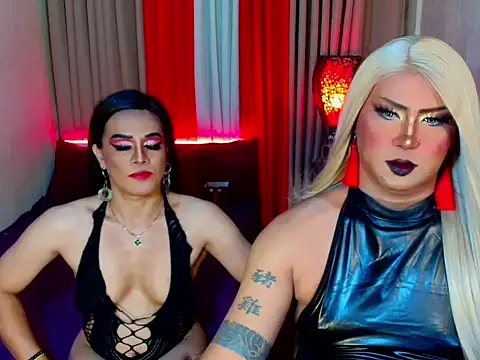 Wildest_Slave_Huntress webcam