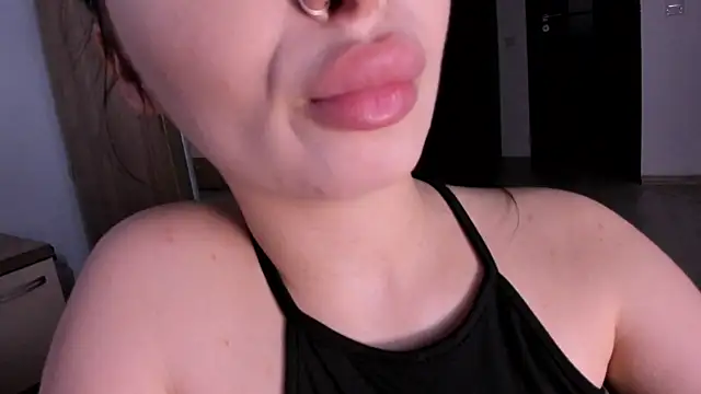 ScarlettJakobs webcam
