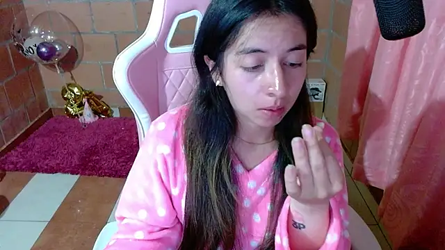 Maggie_Fox3 webcam