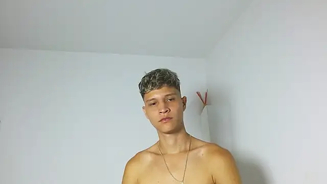 Twinkcock22 webcam