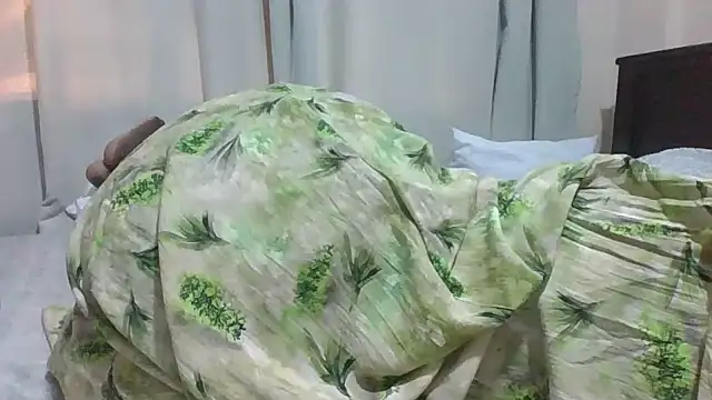 Huge_Bootybae webcam