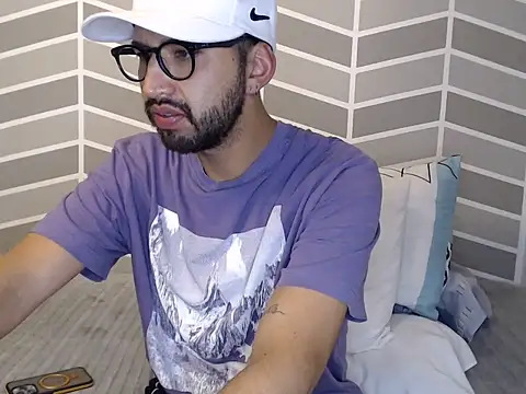 thomass1018 webcam