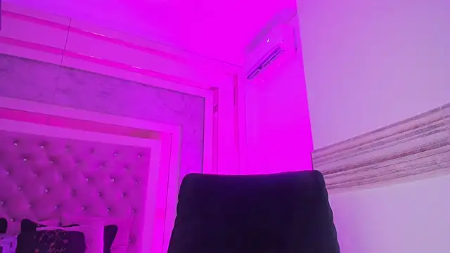 Sophi_Johnson Live Webcam on Stripchat