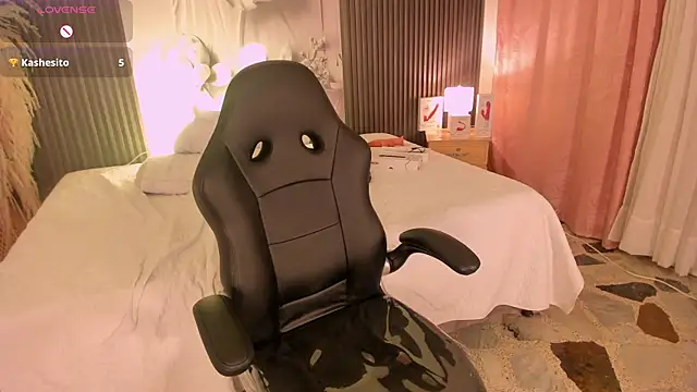 KetziaDoll_ webcam