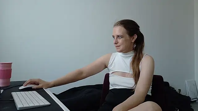 Chantalee webcam