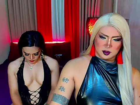Wildest_Slave_Huntress webcam