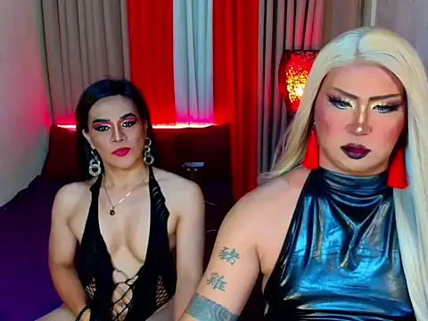 Wildest_Slave_Huntress webcam