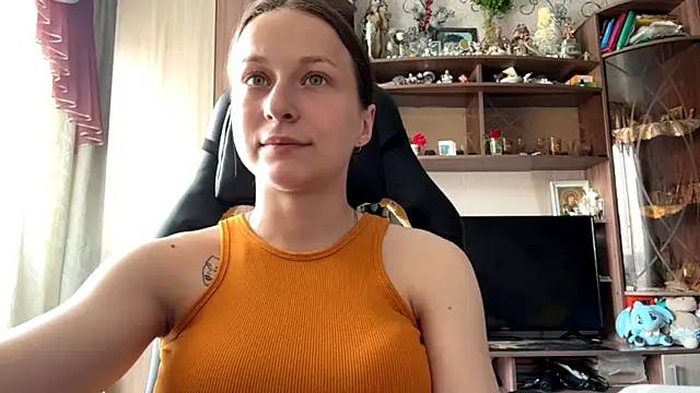 TaIliedGuest live sex cam